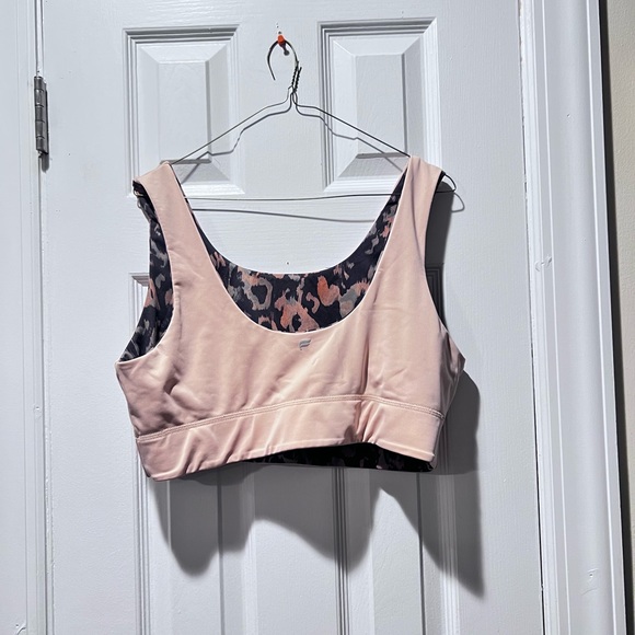 Fabletics Reversible Sports Bra. - Picture 4 of 5